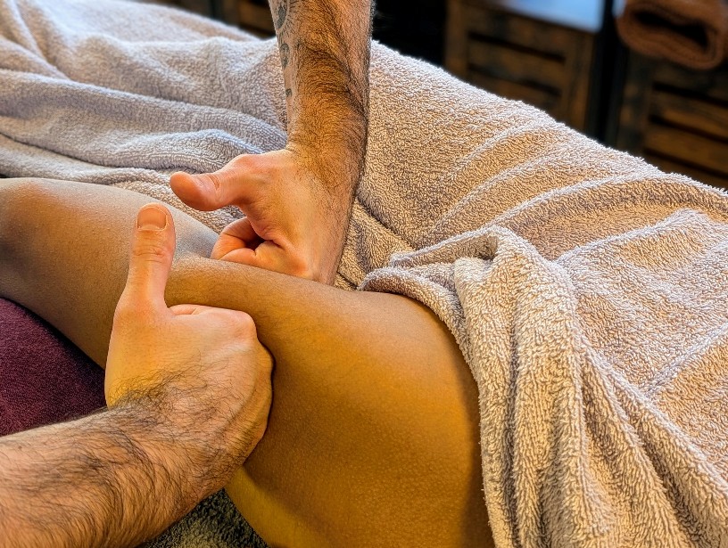 Massage Deep Tissue, Scraping et Cupping à Mouans-Sartoux